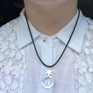 Non-binary symbol necklace